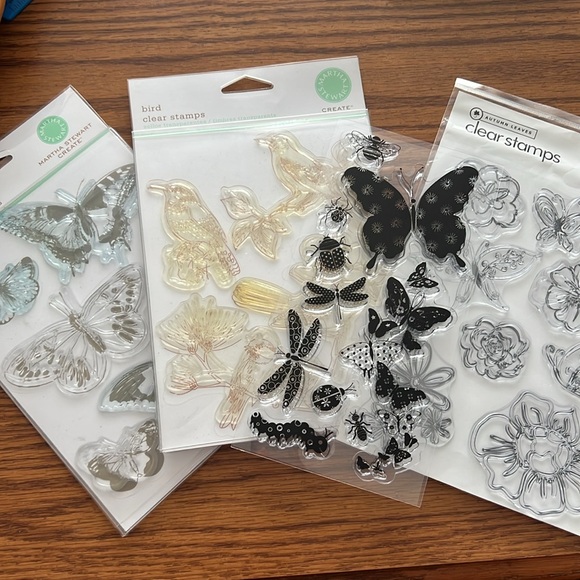 Martha Stewart Transparent Bird/Floral/Butterfly Stamp Sets. - Picture 1 of 7